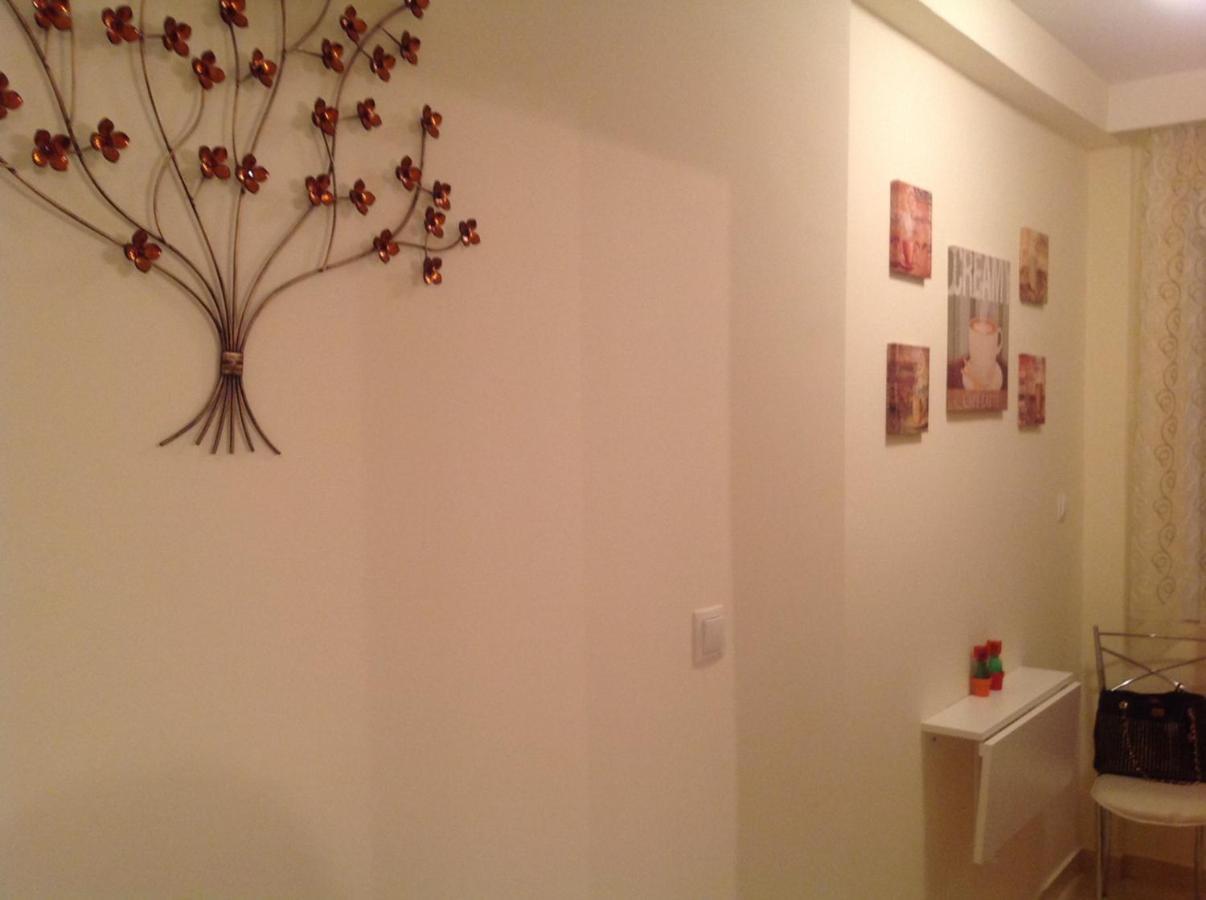 Myparalia Apartament ***** Bagian luar foto